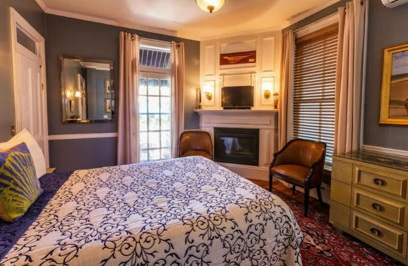 Prince Albert Guest House, Провинстаун Экстерьер фото